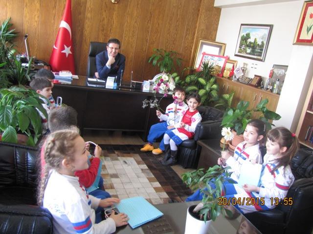 Egeberk anaokulunun 23 Nisan Ulusal Egemenlik ve Çocuk Bayramı ziyareti