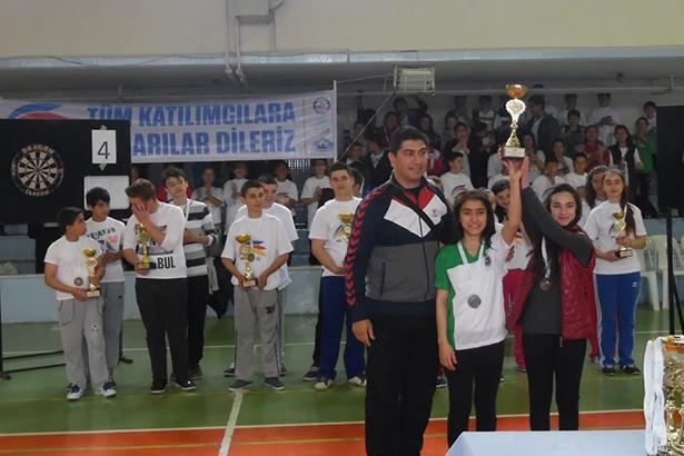 Nilüfer 14. Uluslararası Spor Şenlikleri Dart ve Badminton karşılaşmaları