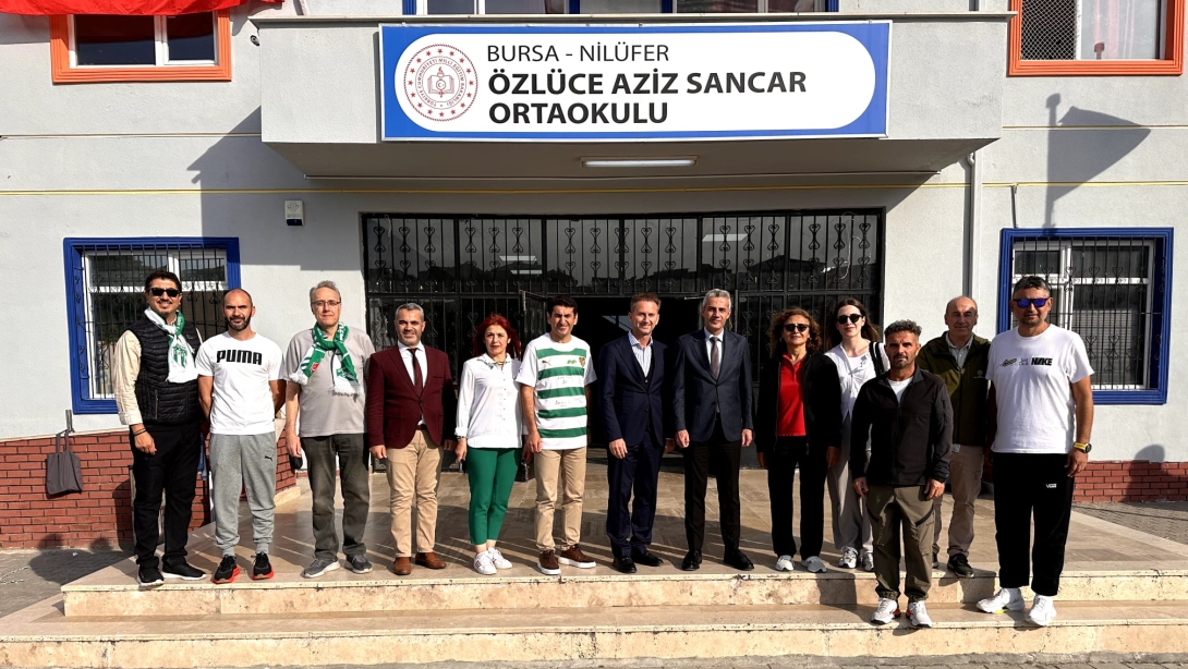 BURSASPOR, HOBA ETKİNLİĞİNDE ÖĞRENCİLERLE BULUŞTU